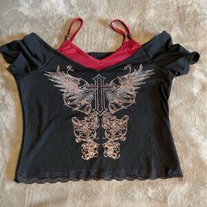 ROMWE Black and Red Winged Cross Top